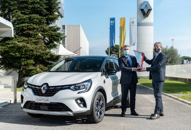 NUOVO RENAULT CAPTUR: il SUV premiato, anche da Messa T. - Messa